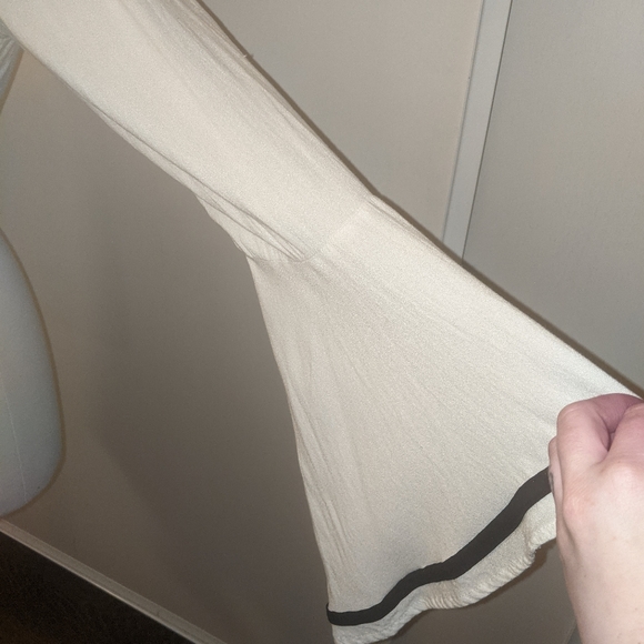 F21 wrap around top - Picture 7 of 9